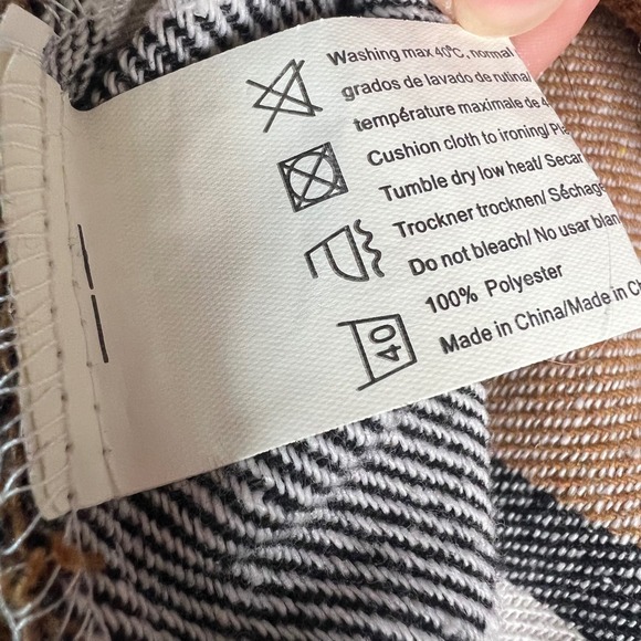 Womens Long Plaid Flannel Oversized Shirt Jacket Sz 18W Brown Black Long Sleeve - Picture 4 of 8